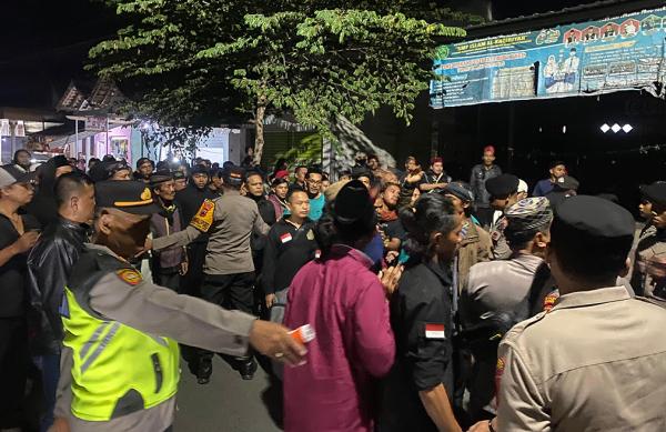 Bentrokan di Acara Safari Dakwah Habib Rizieq Shihab: Penyebab dan Dampaknya
