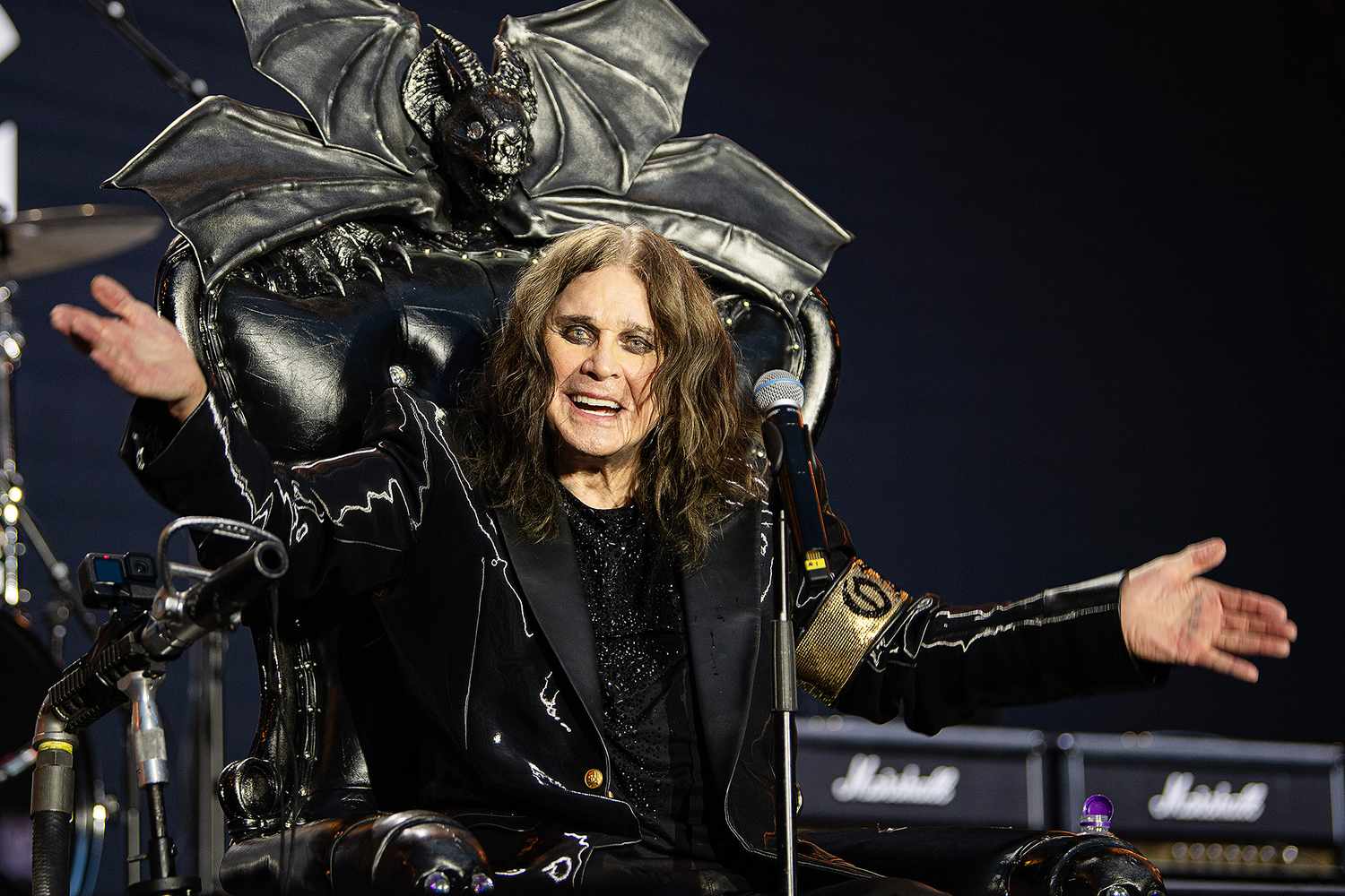 Ozzy Osbourne: Godfather of Heavy Metal yang Abadi dalam Sejarah Musik